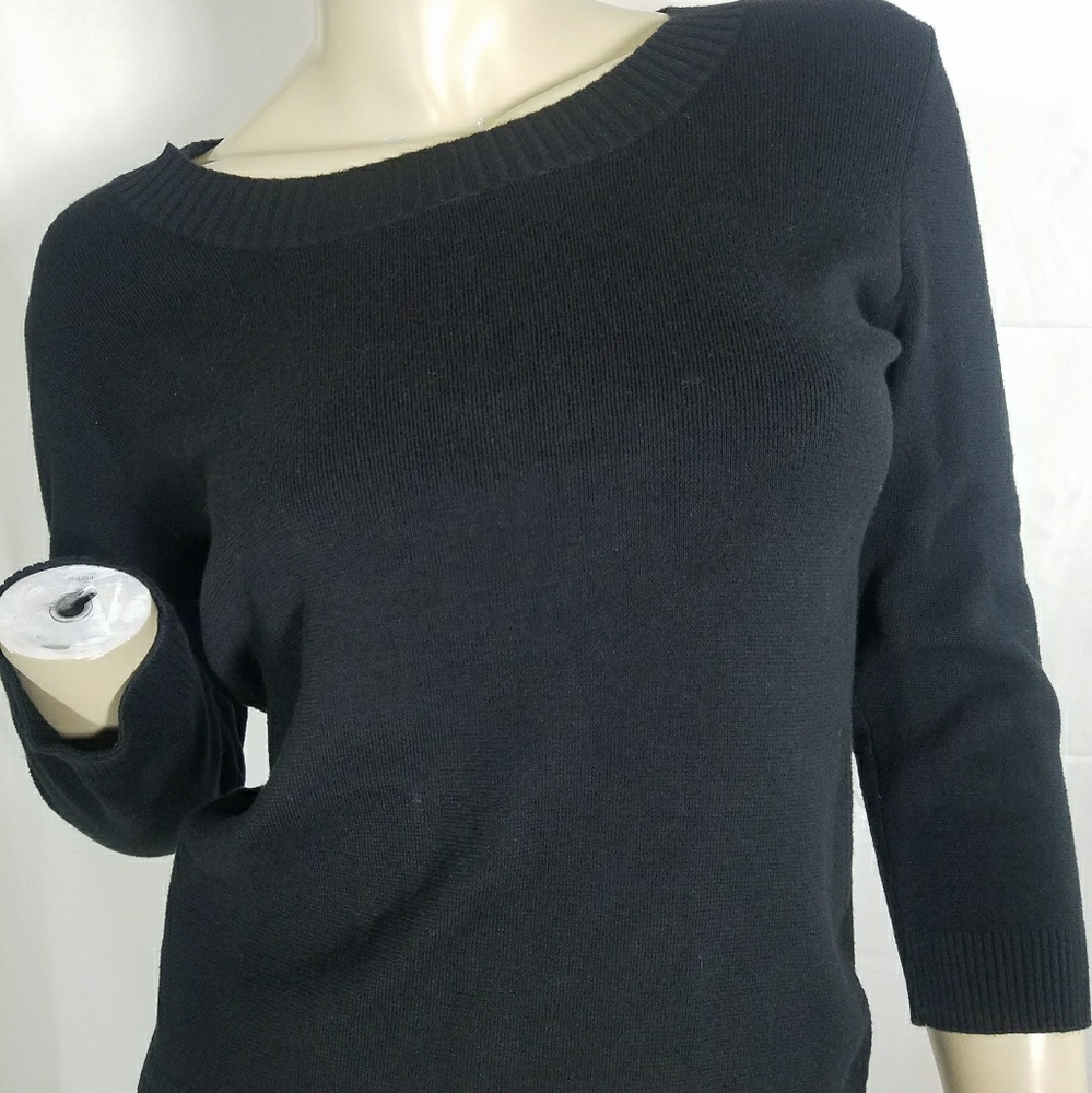 Ann Tarlor Loft size small light sweater